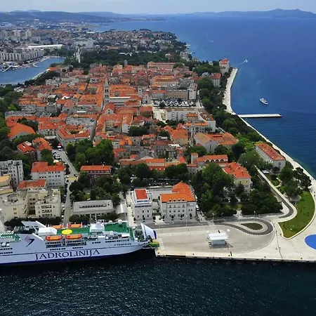 Pleasure 1 I 2 * Zadar