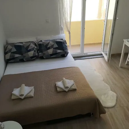 Pleasure 1 I 2 * Zadar
