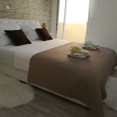 Pleasure 1 I 2 Zadar