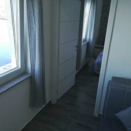 Apartment Pleasure 1 I 2